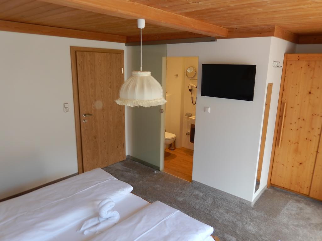 Gaestehaus Lukasser Хипах Екстериор снимка